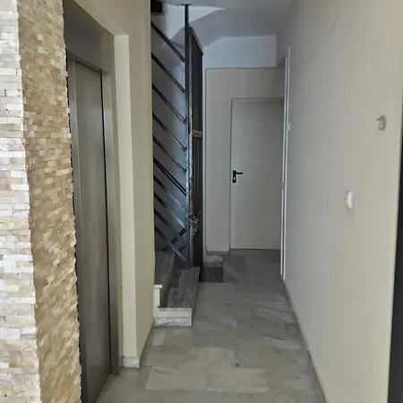 Διαμέρισμα Lion Port